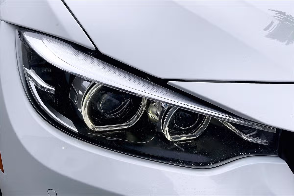 2019 BMW M4 Competition Image 27