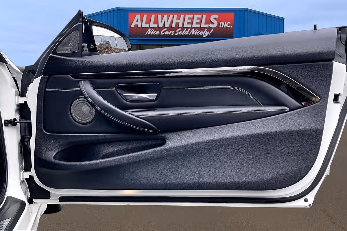 2019 BMW M4 Competition Image 22