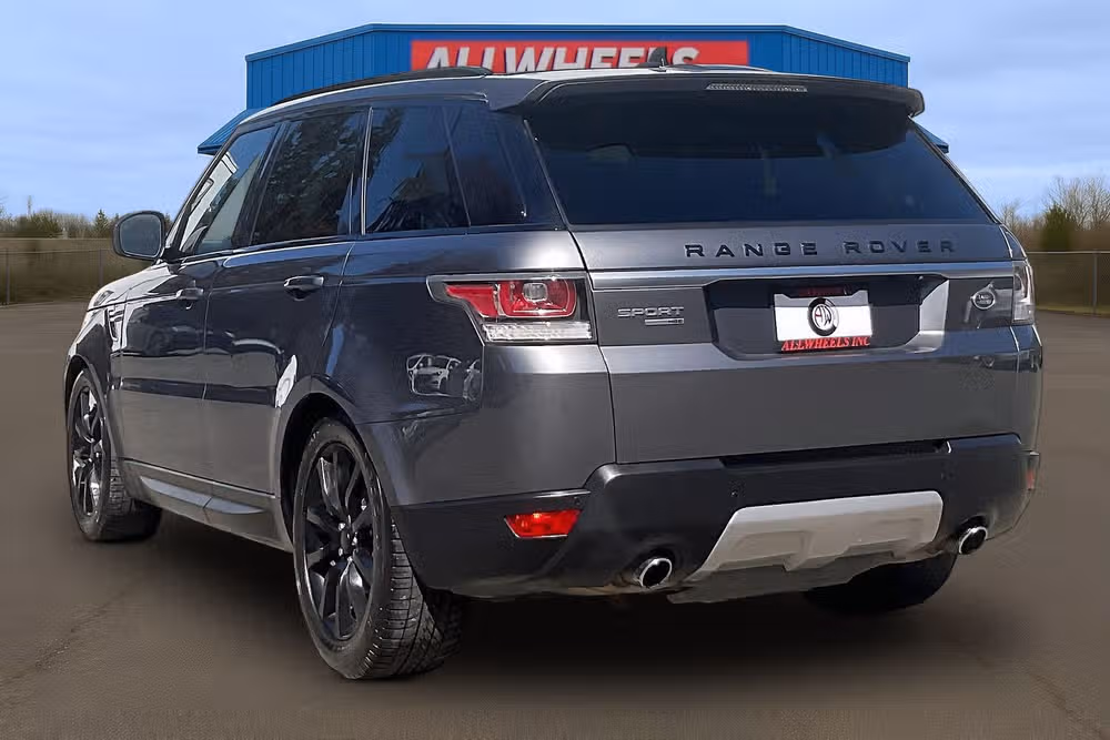 2016 Land Rover Range Rover Sport HSE Image 2