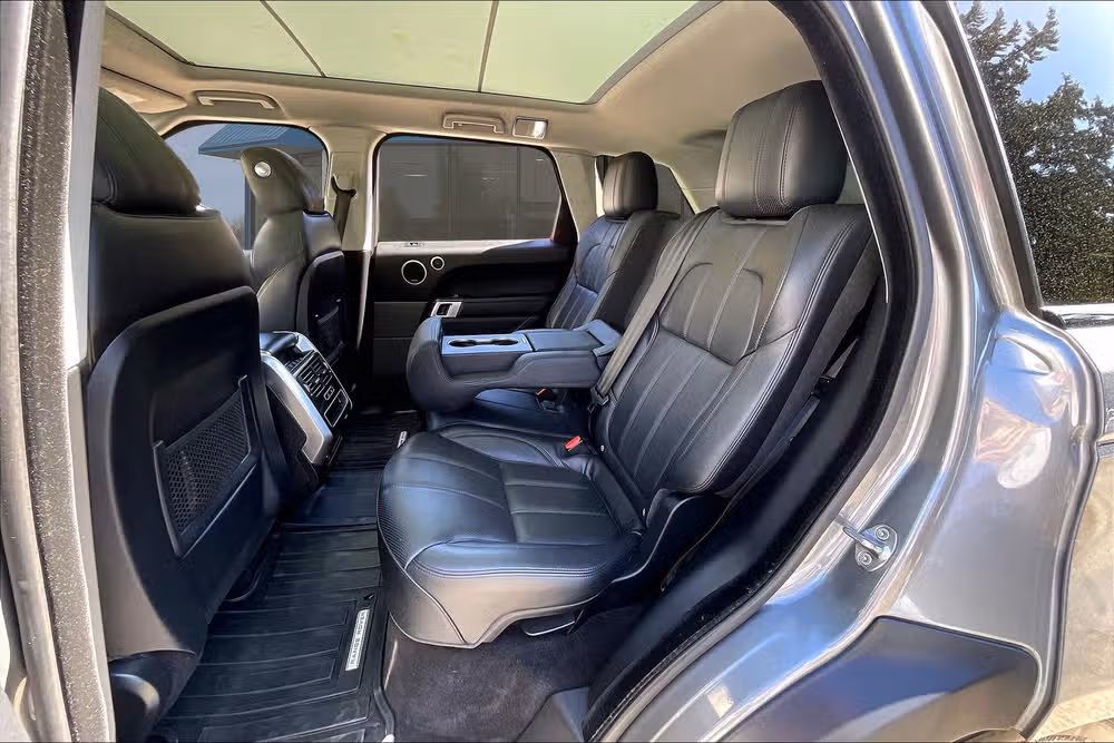 2016 Land Rover Range Rover Sport HSE Image 24