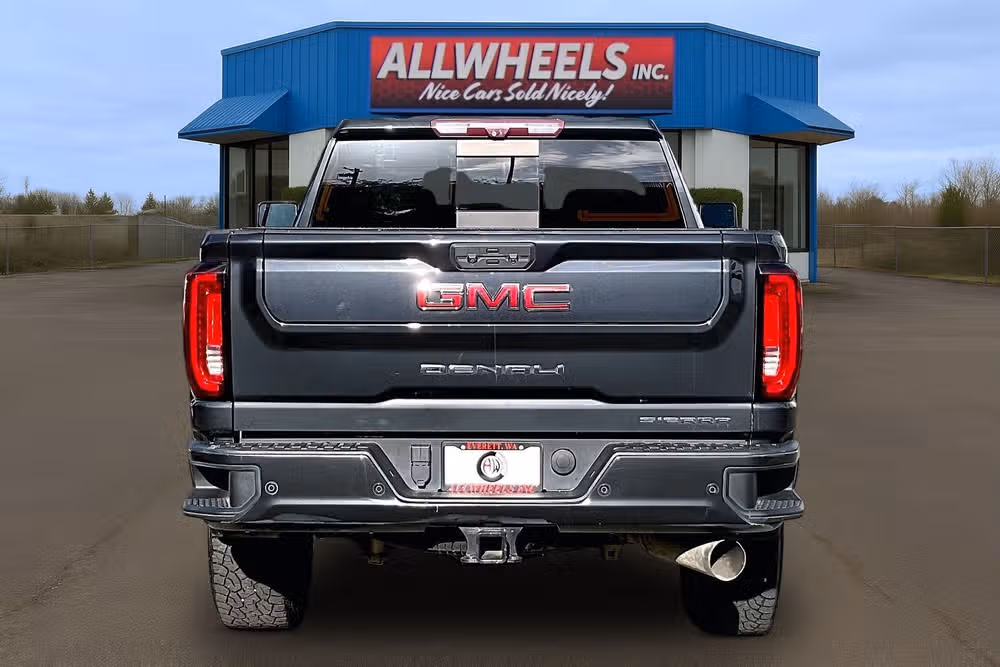 2020 GMC Sierra 2500HD Denali Image 4