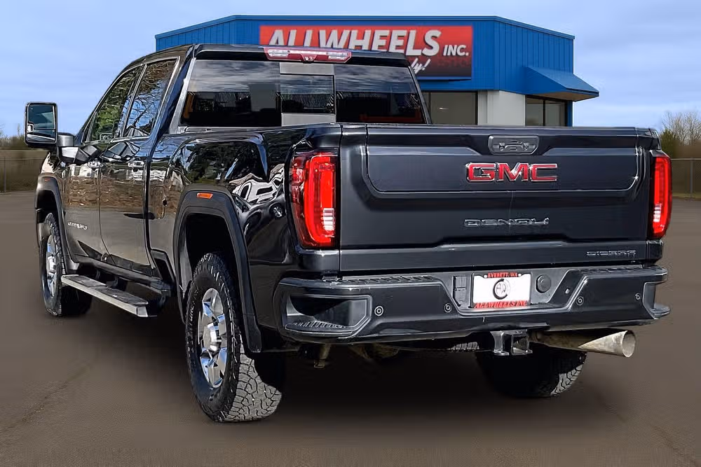 2020 GMC Sierra 2500HD Denali Image 2