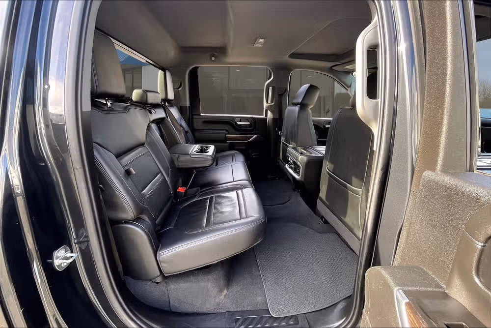 2020 GMC Sierra 2500HD Denali Image 37