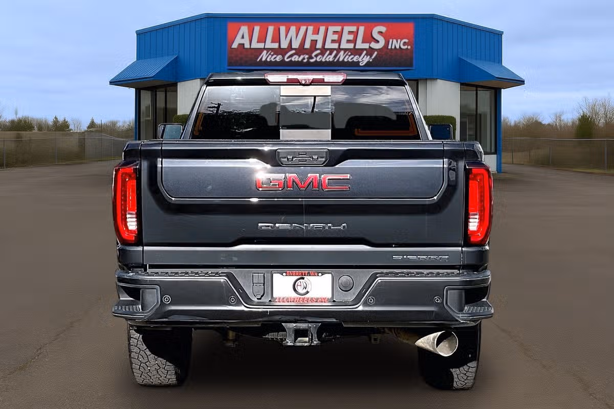 2020 GMC Sierra 2500HD Denali Image 4