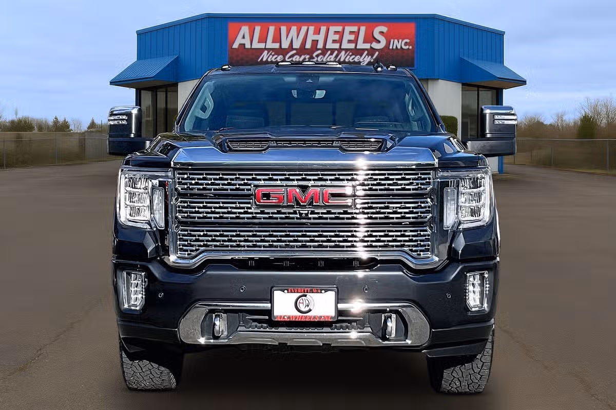 2020 GMC Sierra 2500HD Denali Image 3