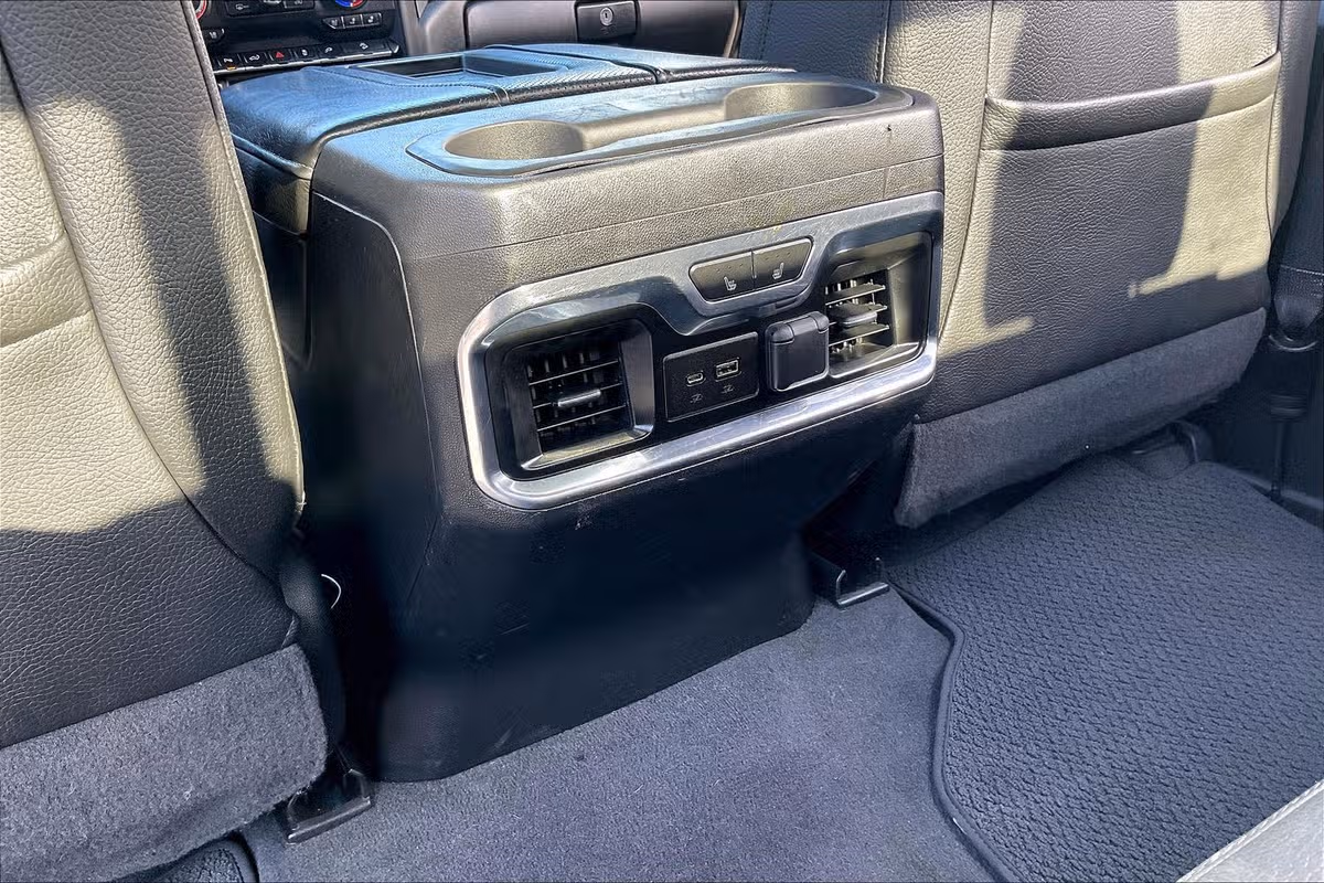 2020 GMC Sierra 2500HD Denali Image 49