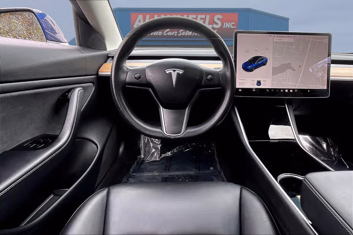 2019 TESLA MODEL 3 LONG RANGE Image 5