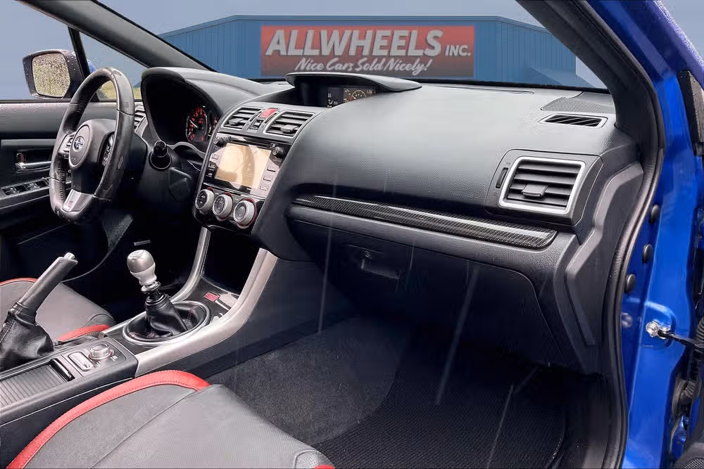 2016 Subaru WRX STI Limited Image 15