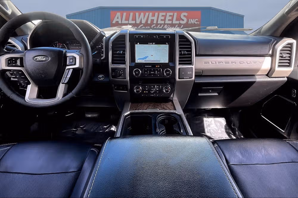 2019 Ford F-250 Super Duty Lariat Image 13