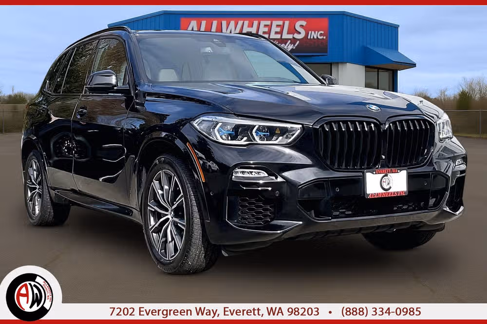 2020 BMW X5 M50i's photo