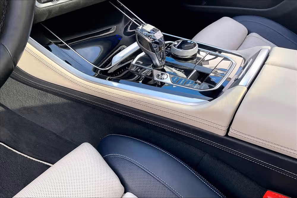 2020 BMW X5 M50i xDrive Image 14