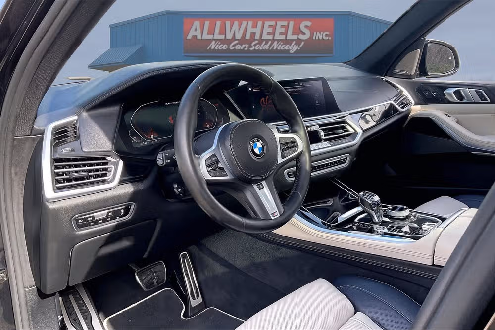 2020 BMW X5 M50i xDrive Image 13