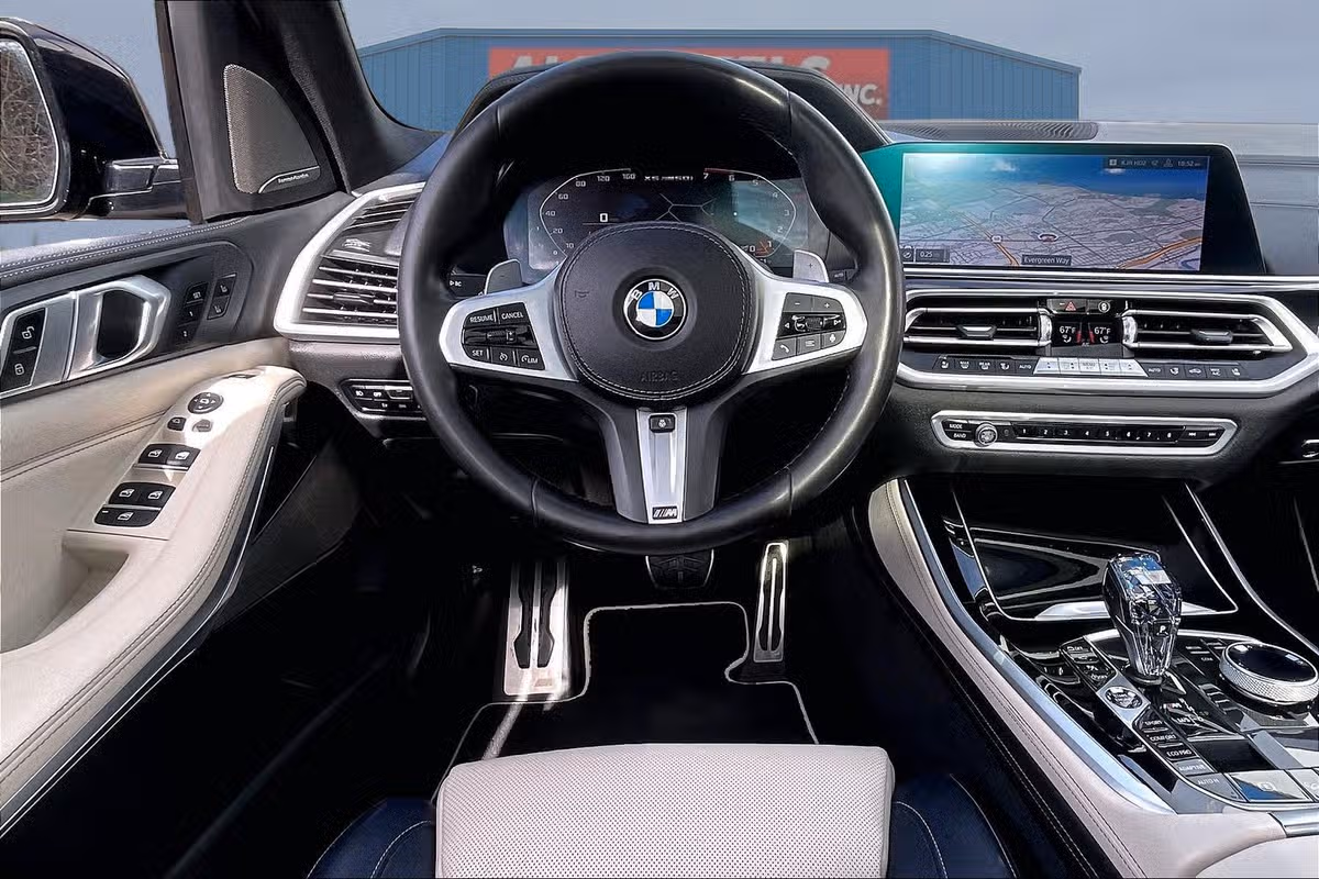 2020 BMW X5 M50i xDrive Image 5