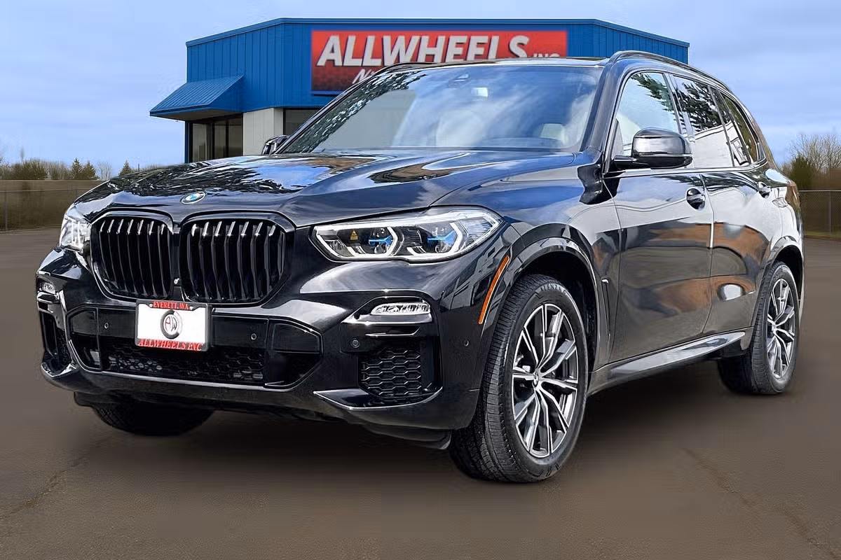 2020 BMW X5 M50i xDrive Image 11