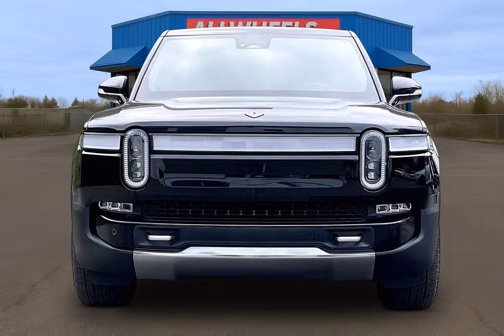 2022 Rivian R1T Adventure Image 3