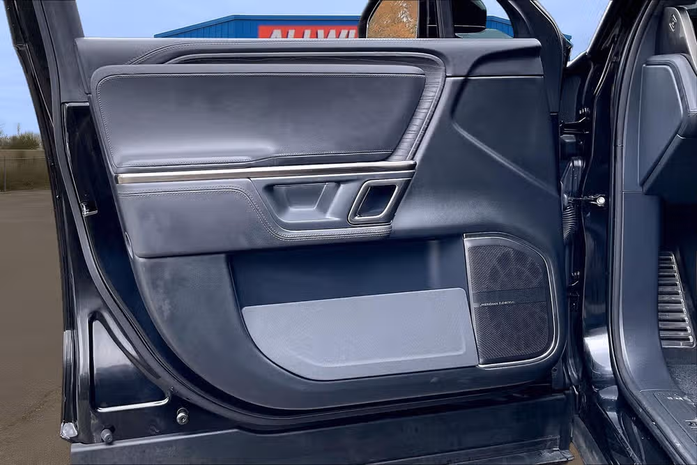 2022 Rivian R1T Adventure Image 21