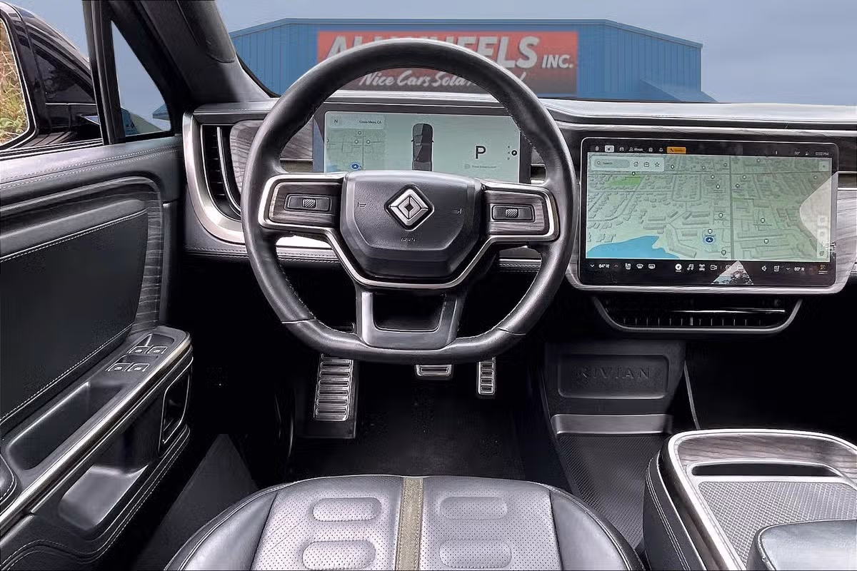 2022 Rivian R1T Adventure Image 5