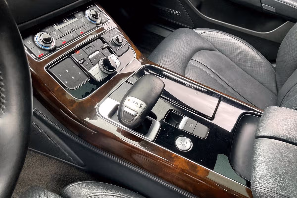2015 Audi A8 L 3.0T quattro Image 13