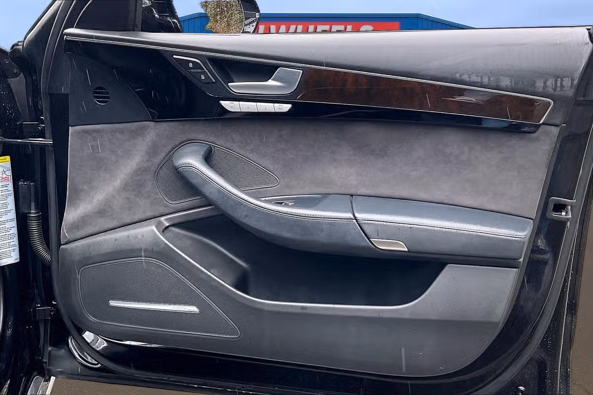 2015 Audi A8 L 3.0T quattro Image 22