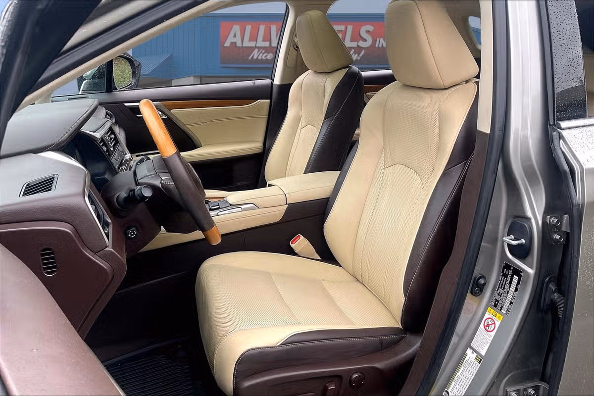 2017 Lexus RX 350 Base Image 23