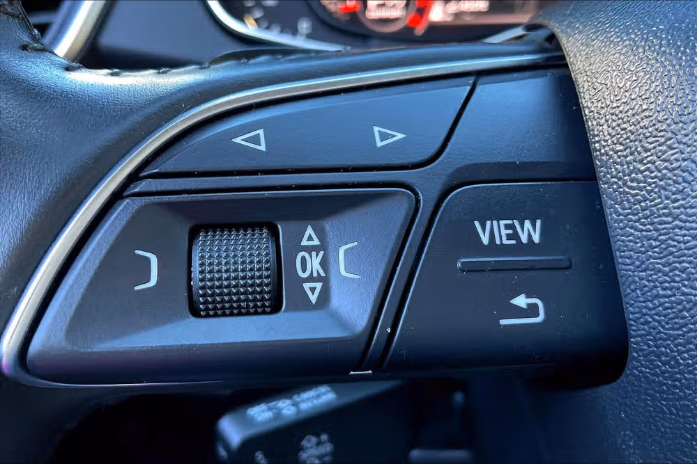 2018 Audi Q5 2.0T QUATTRO PREMIUM PLUS Image 16