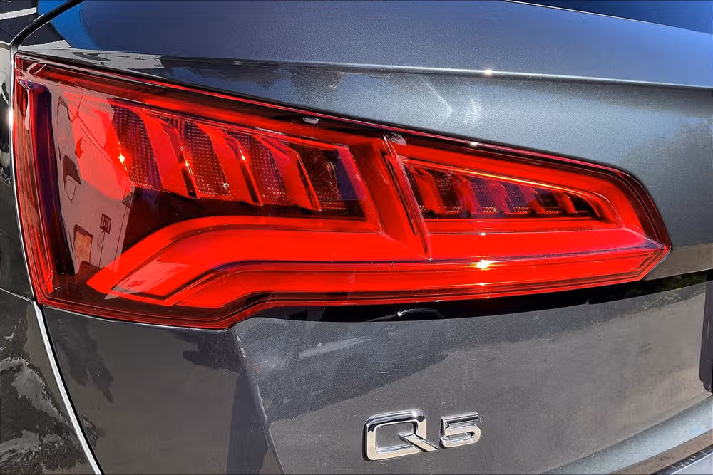2018 Audi Q5 2.0T QUATTRO PREMIUM PLUS Image 28