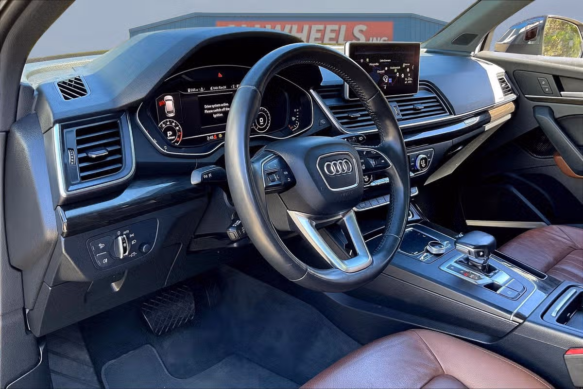 2018 Audi Q5 2.0T QUATTRO PREMIUM PLUS Image 12