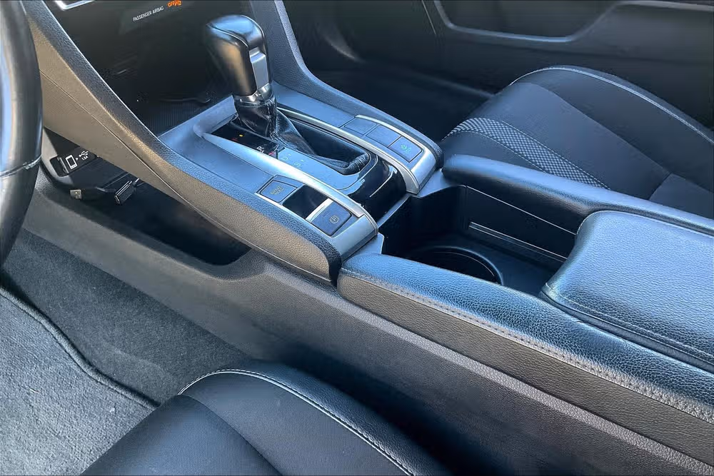 2020 Honda Civic Sport Image 13