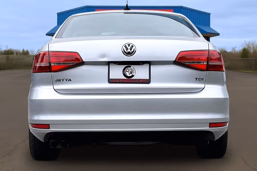 2015 Volkswagen Jetta TDI S Image 4