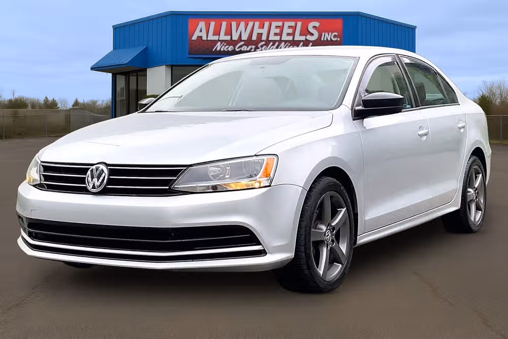 2015 Volkswagen Jetta TDI S Image 10