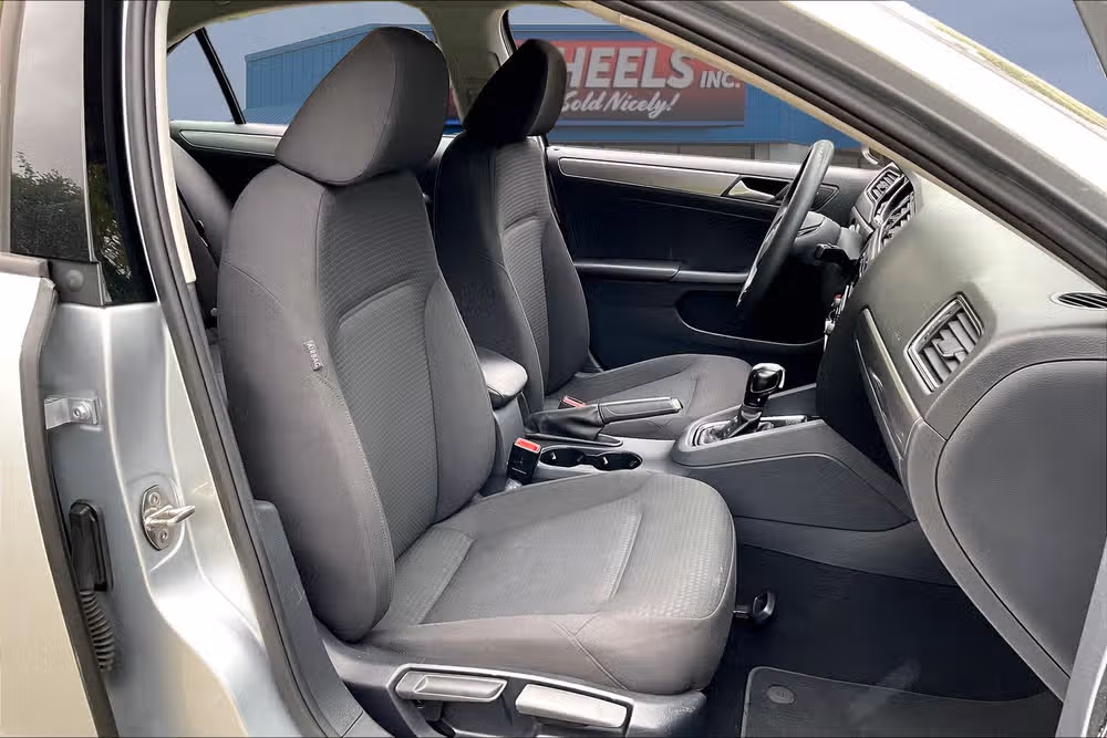2015 Volkswagen Jetta TDI S Image 7