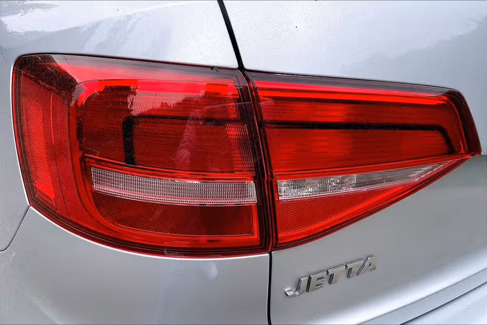 2015 Volkswagen Jetta TDI S Image 27