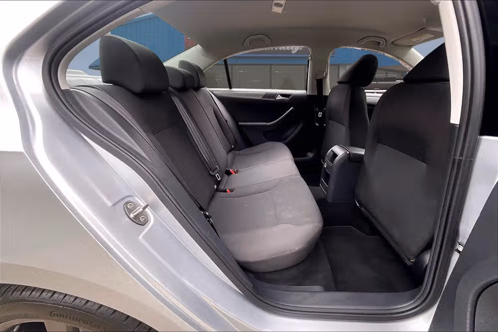 2015 Volkswagen Jetta TDI S Image 24