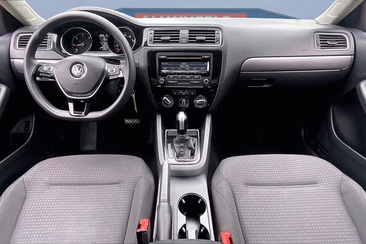 2015 Volkswagen Jetta TDI S Image 14