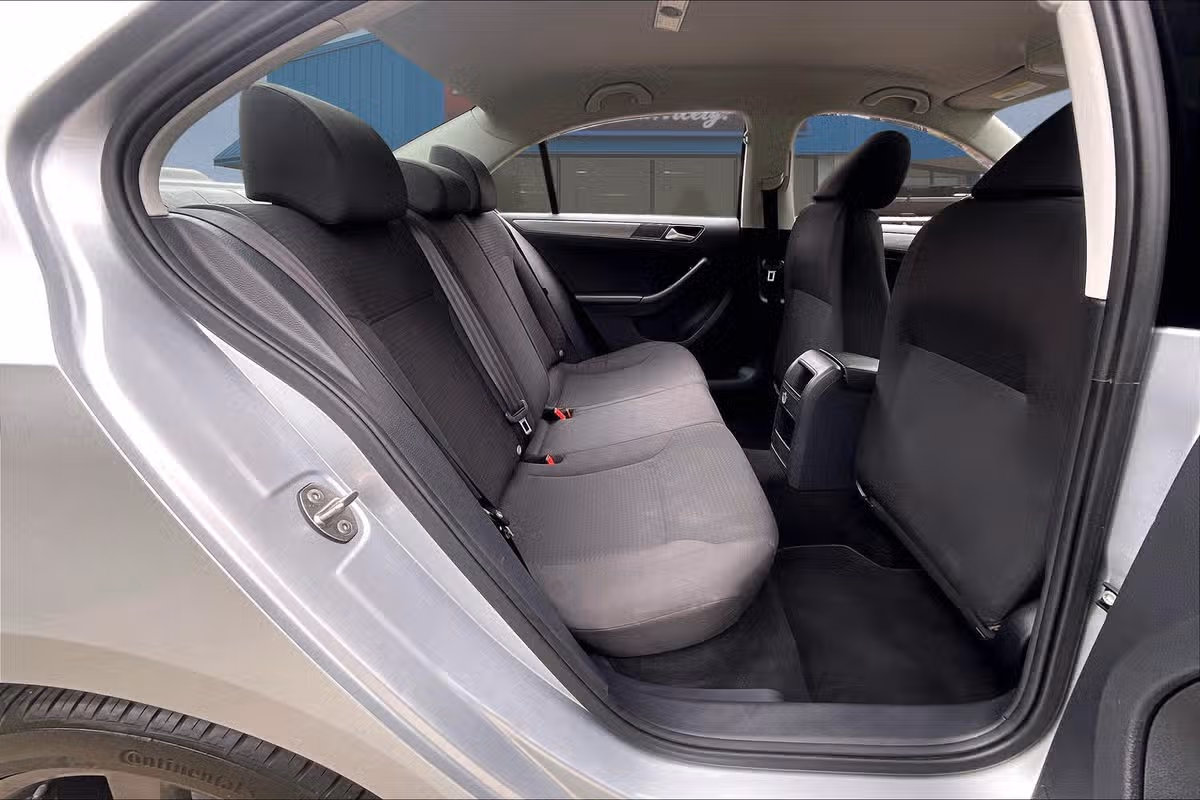 2015 Volkswagen Jetta TDI S Image 24