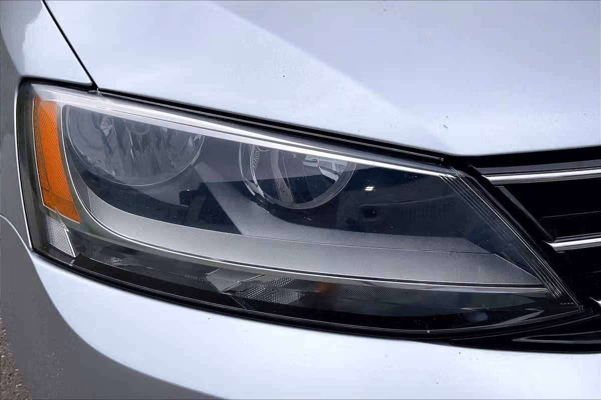 2015 Volkswagen Jetta TDI S Image 26