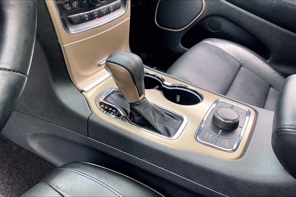 2016 Jeep Grand Cherokee Summit Image 13