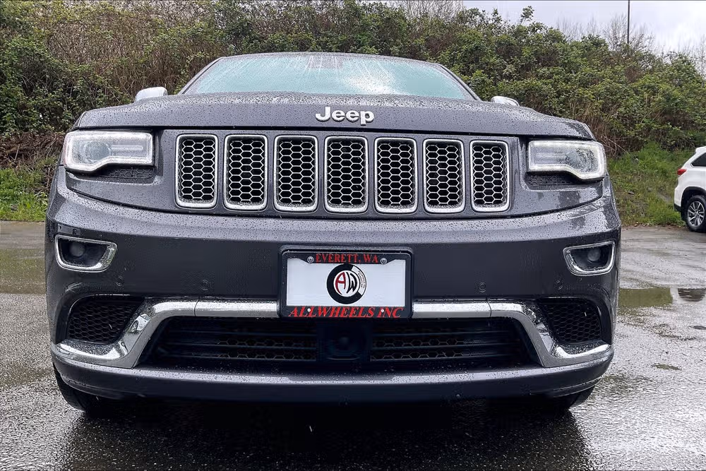 2016 Jeep Grand Cherokee Summit Image 26