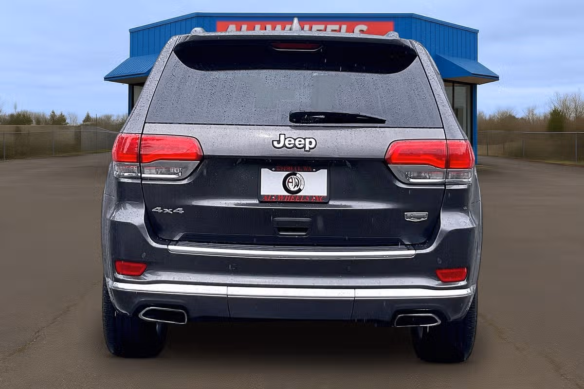 2016 Jeep Grand Cherokee Summit Image 4