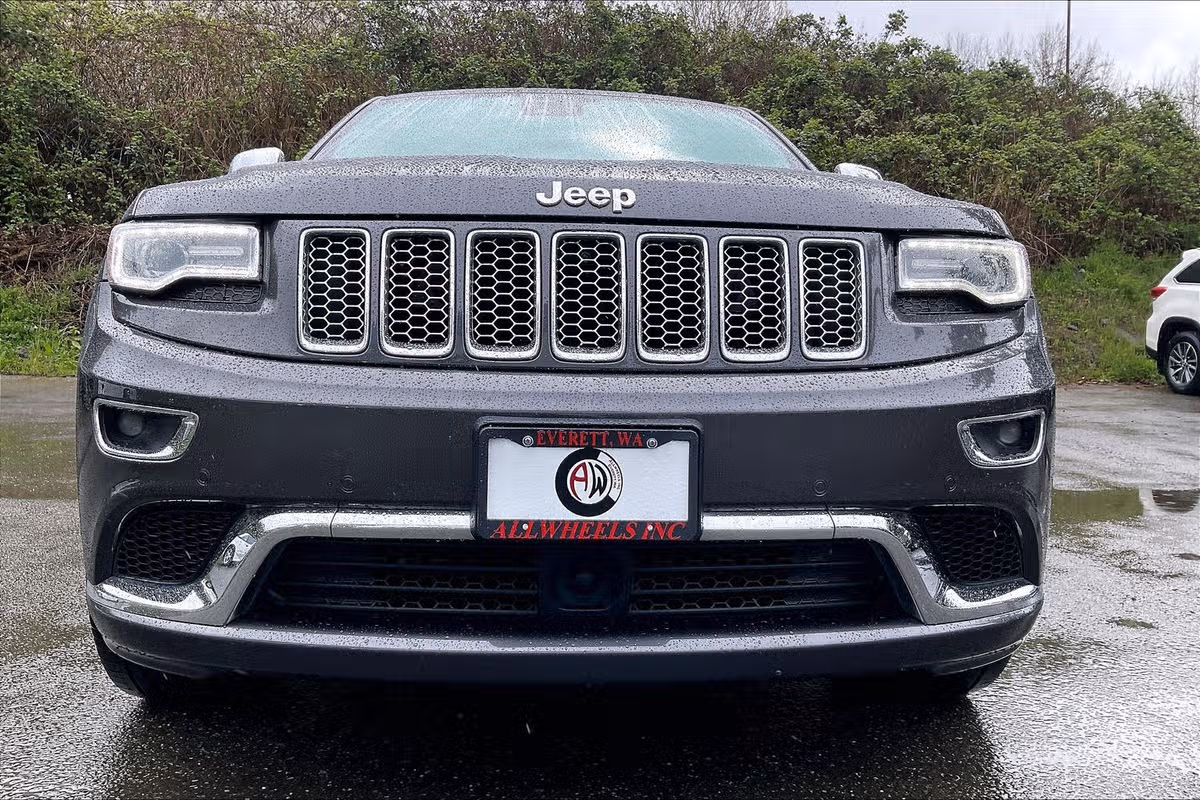 2016 Jeep Grand Cherokee Summit Image 26