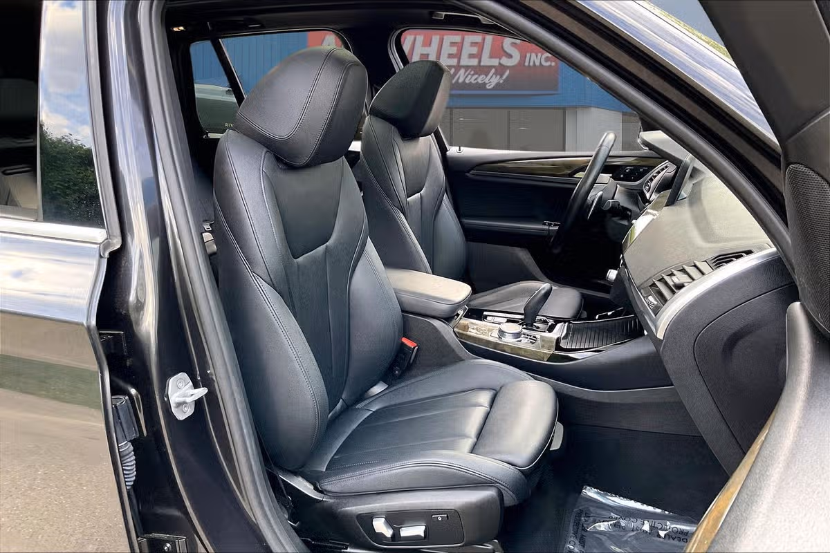2018 BMW X3 xDrive30i Image 7