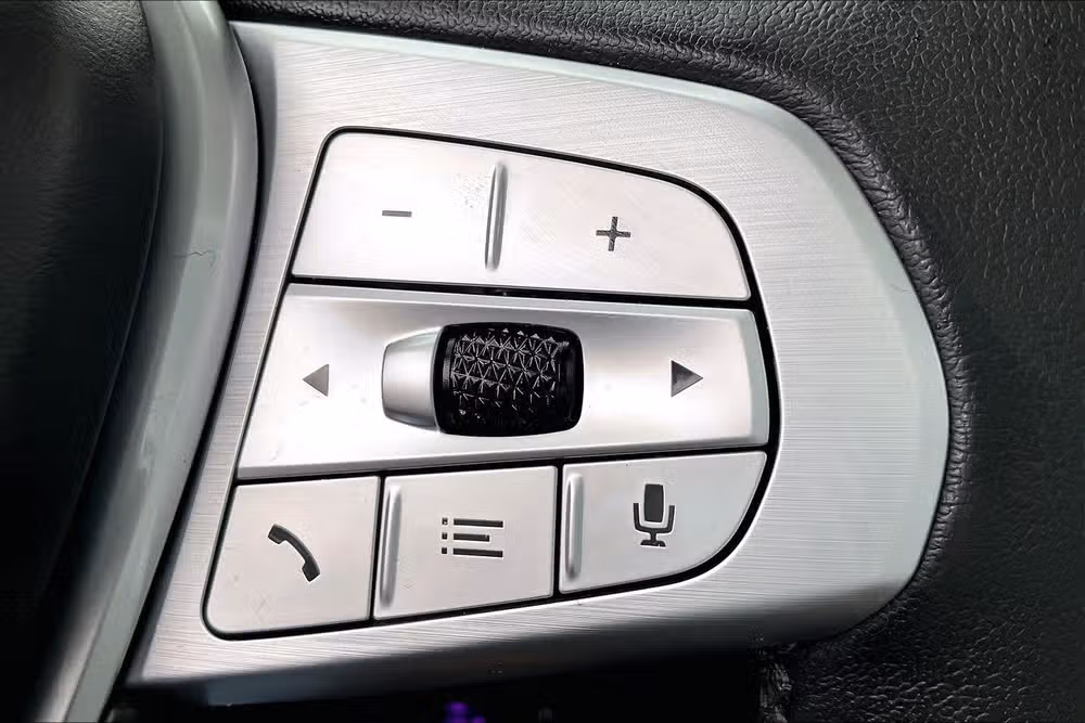 2021 BMW X7 xDrive40i Image 17