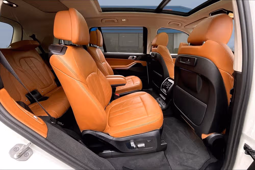 2021 BMW X7 xDrive40i Image 25