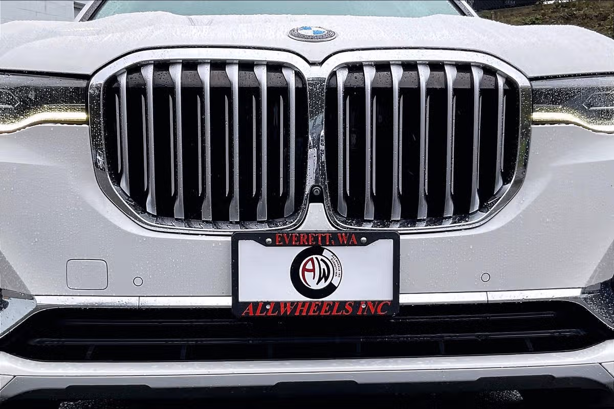 2021 BMW X7 xDrive40i Image 27