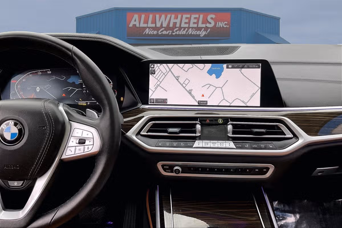 2021 BMW X7 xDrive40i Image 6