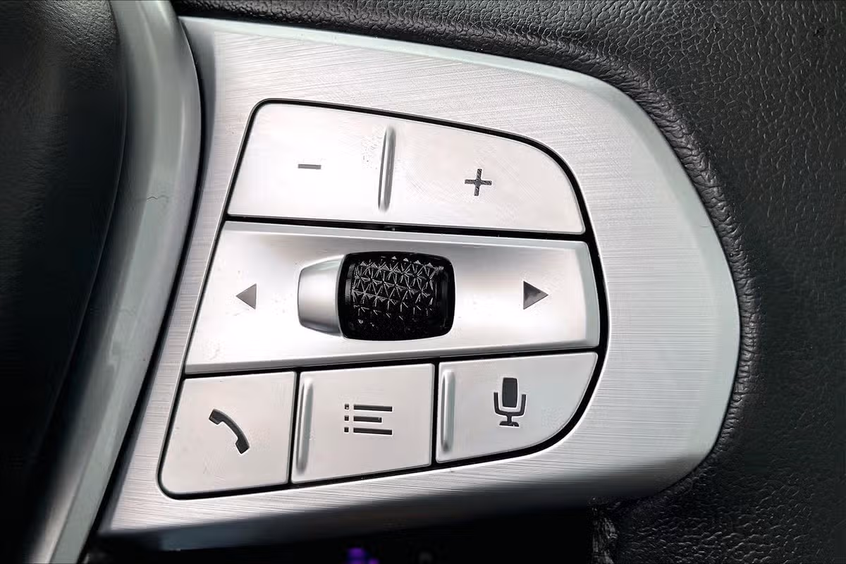 2021 BMW X7 xDrive40i Image 17