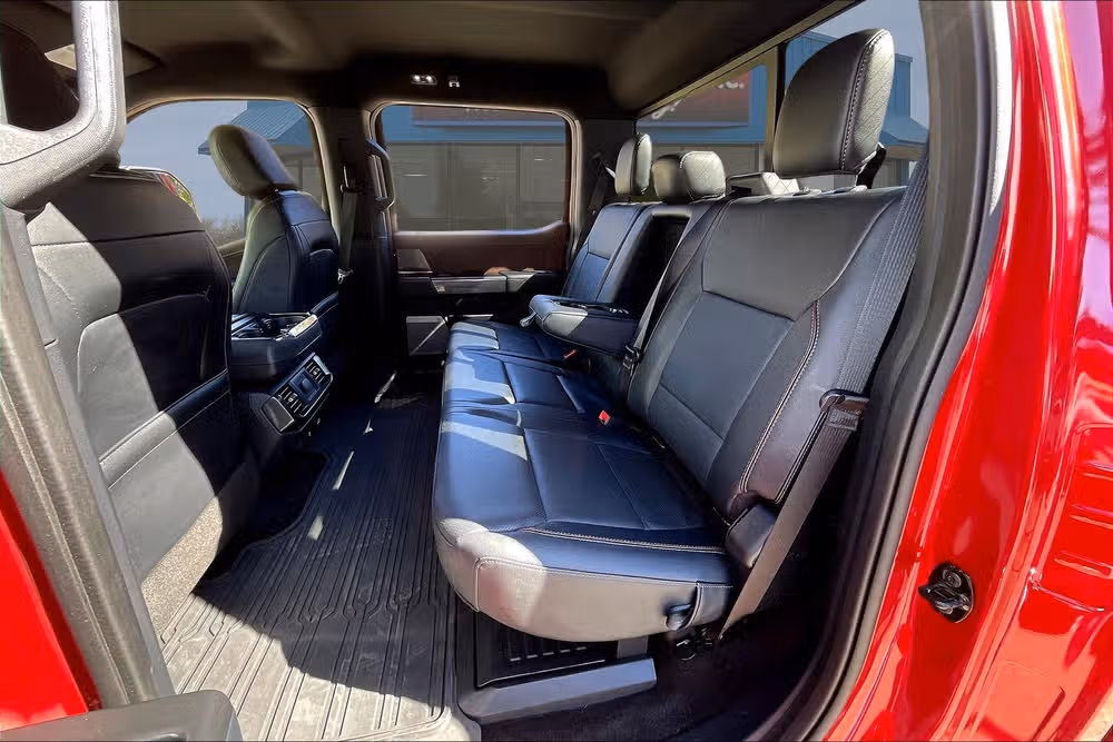 2022 Ford F-150 Lariat Image 25