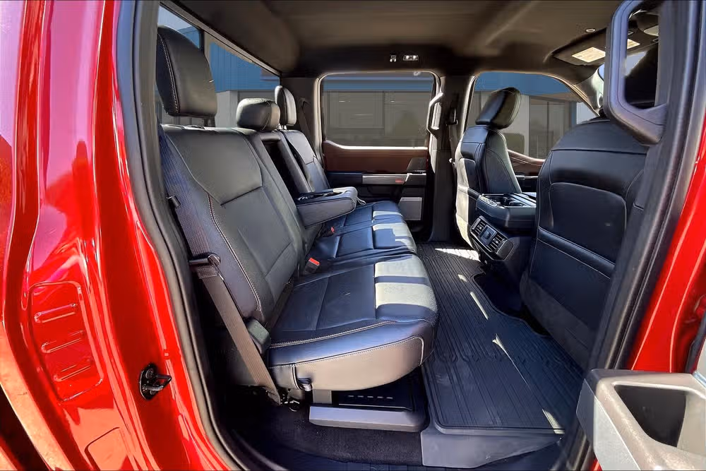 2022 Ford F-150 Lariat Image 26