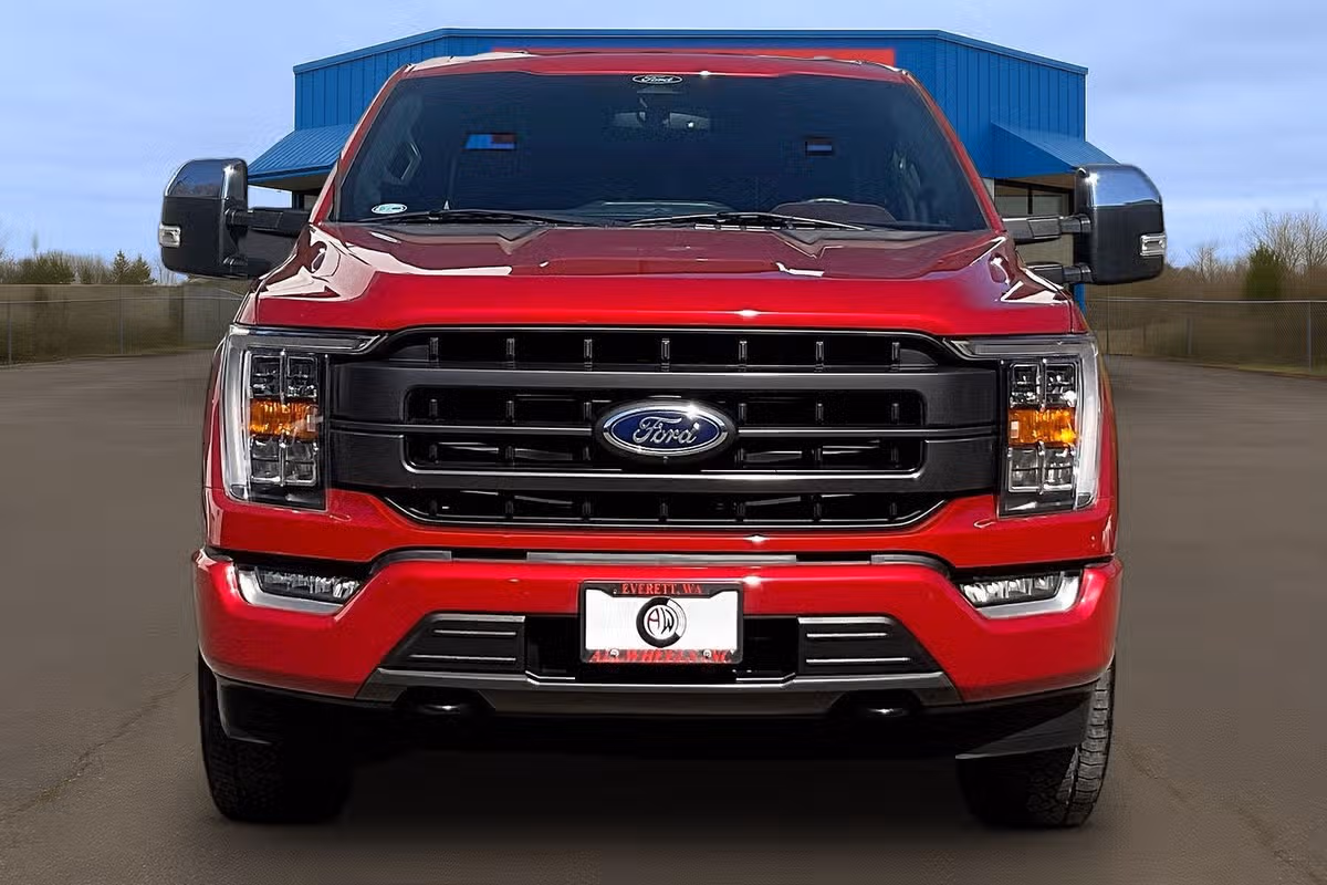 2022 Ford F-150 Lariat Image 3