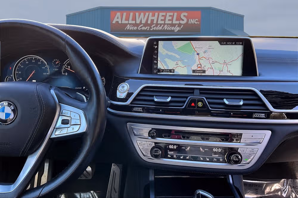 2017 BMW 7 Series 750i Image 6